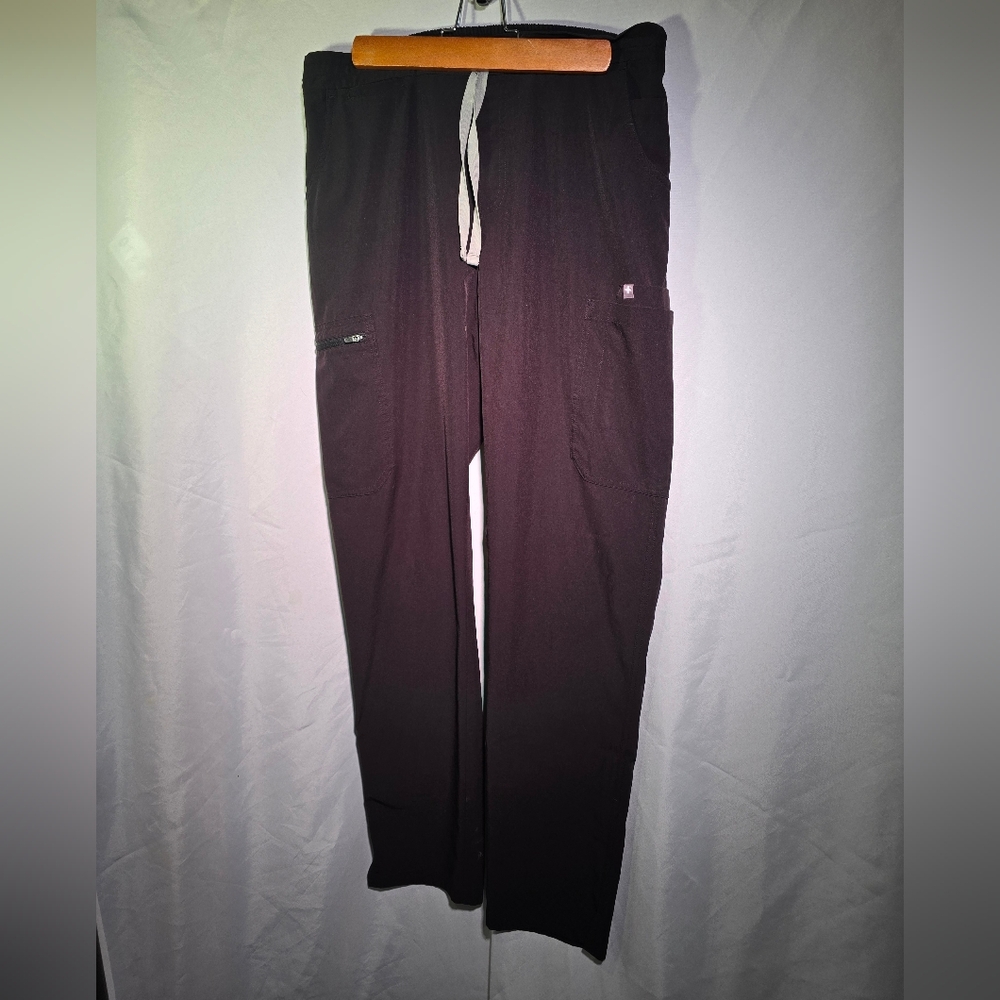 Figs Women's FionLite Yola Scrub Pants